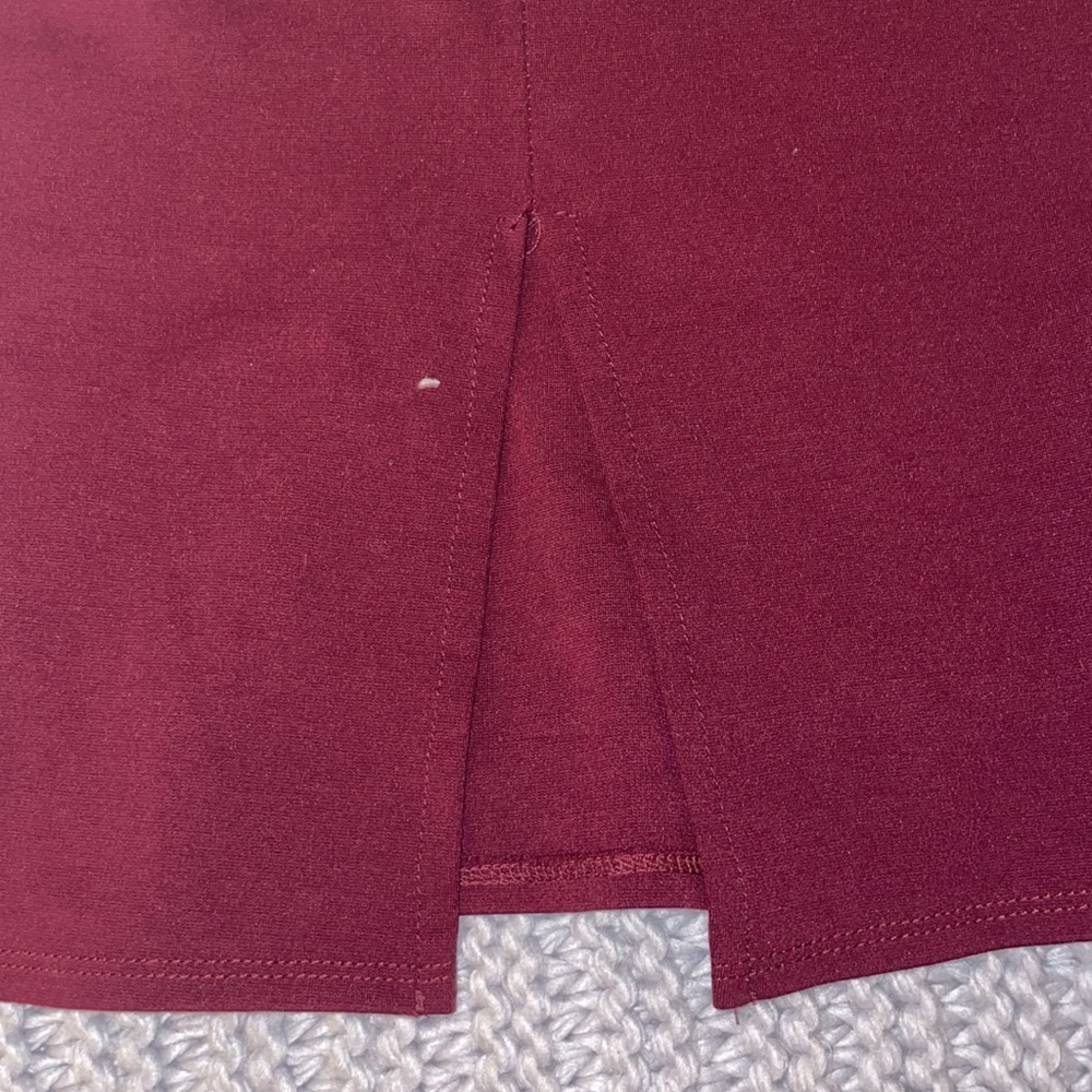 Medium size thick material burgundy luxury dress - Picture 7 of 11
